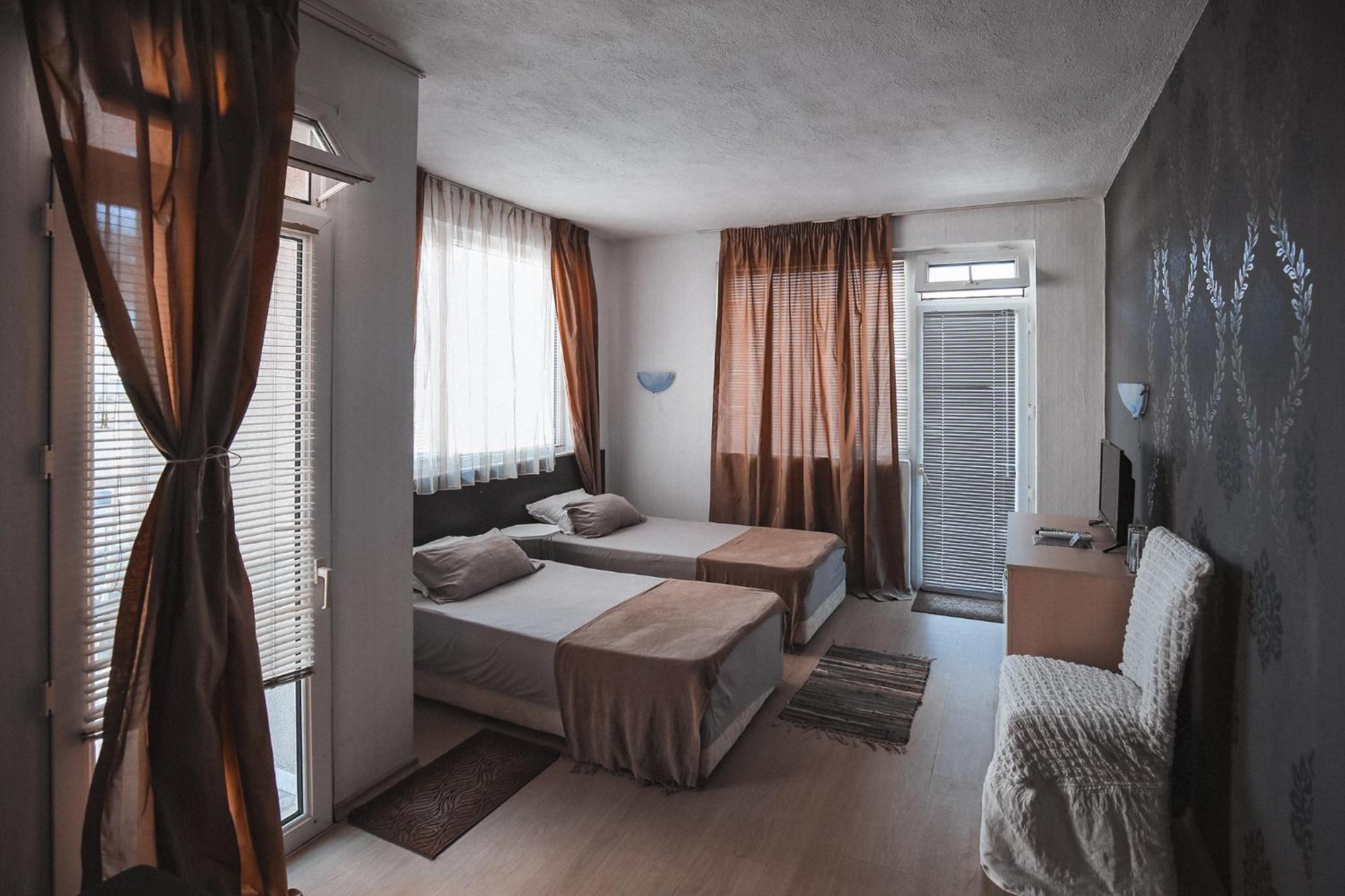 Guest House Taligarov 帕莫瑞 外观 照片